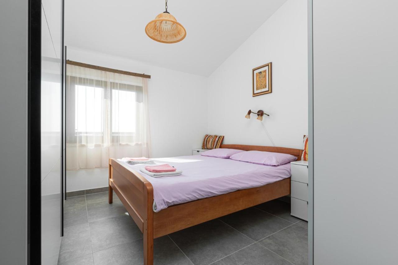 Apartamento Medak Poreč Exterior foto